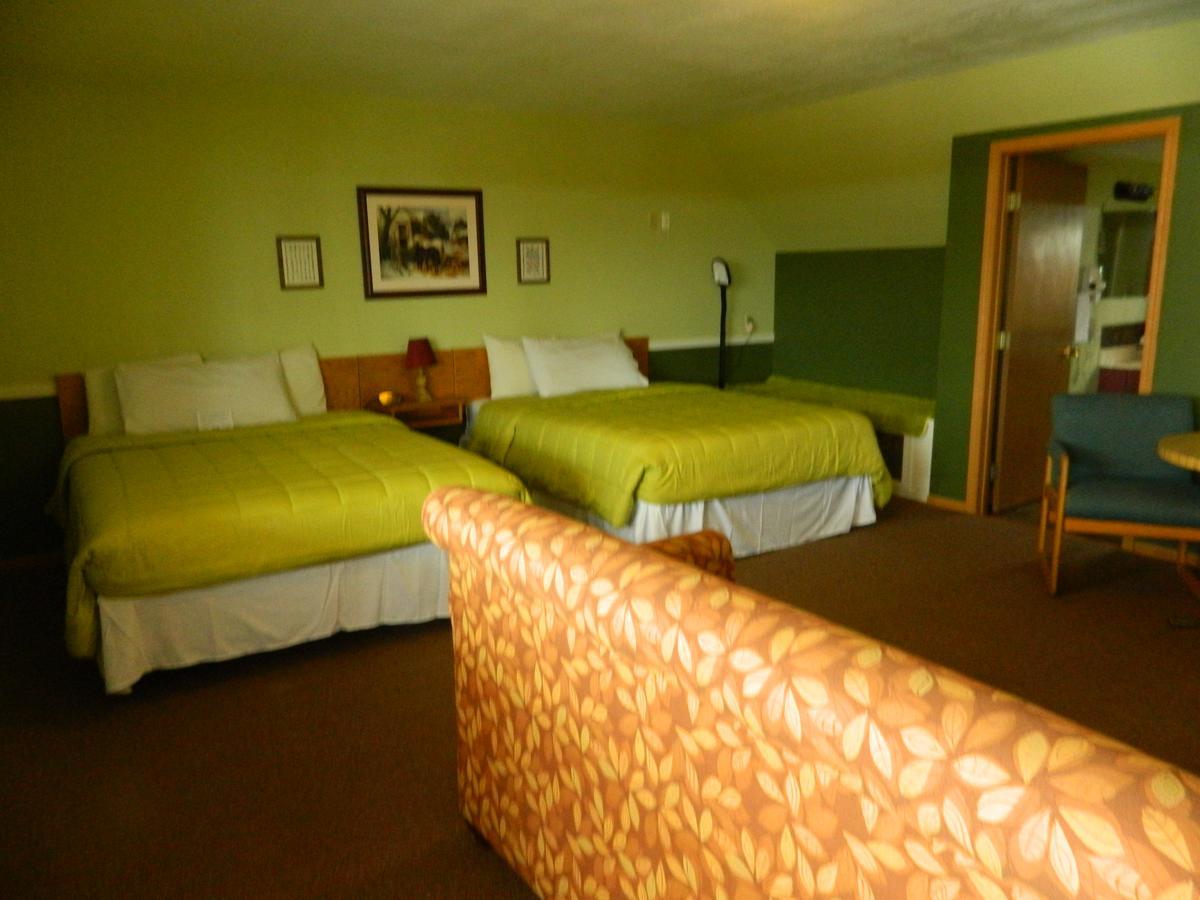 Country Motor Inn Livingston Bagian luar foto